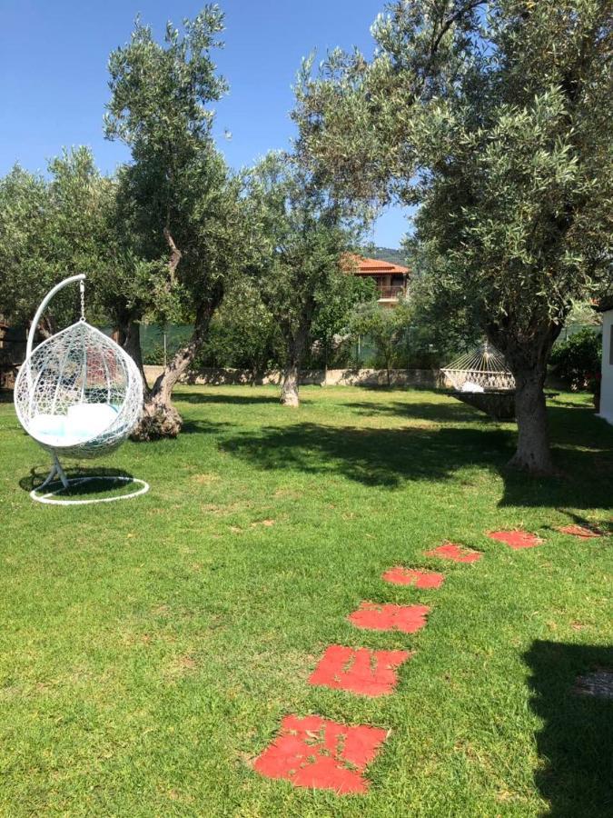 Oasis Aparthotel Skiathos Town Bagian luar foto
