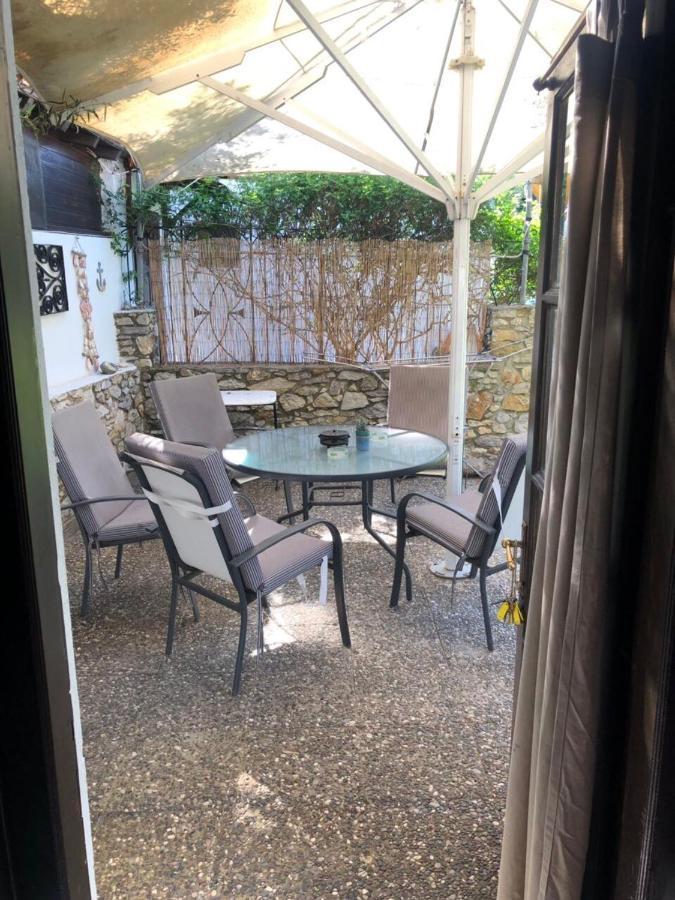 Oasis Aparthotel Skiathos Town Bagian luar foto