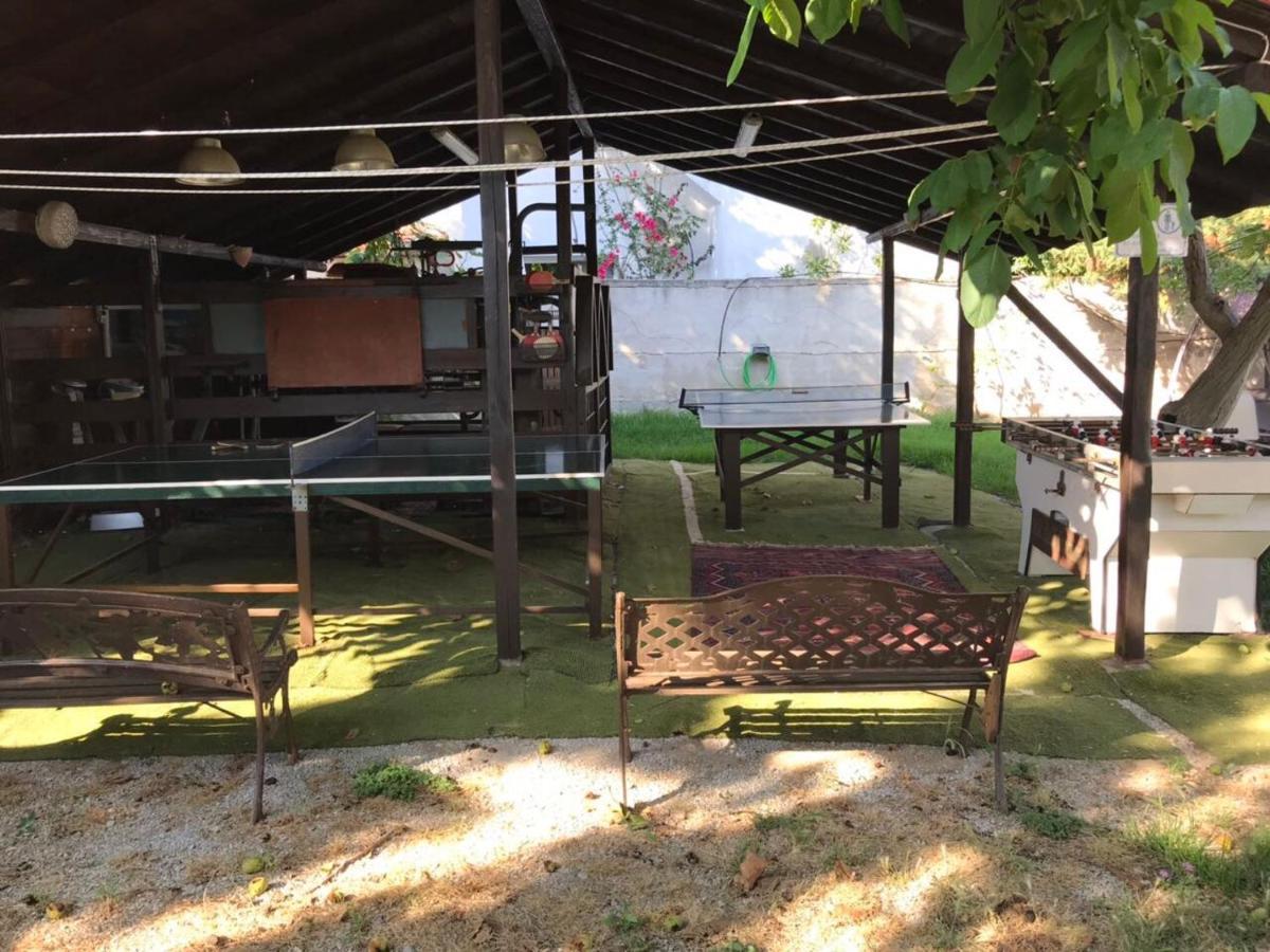 Oasis Aparthotel Skiathos Town Bagian luar foto