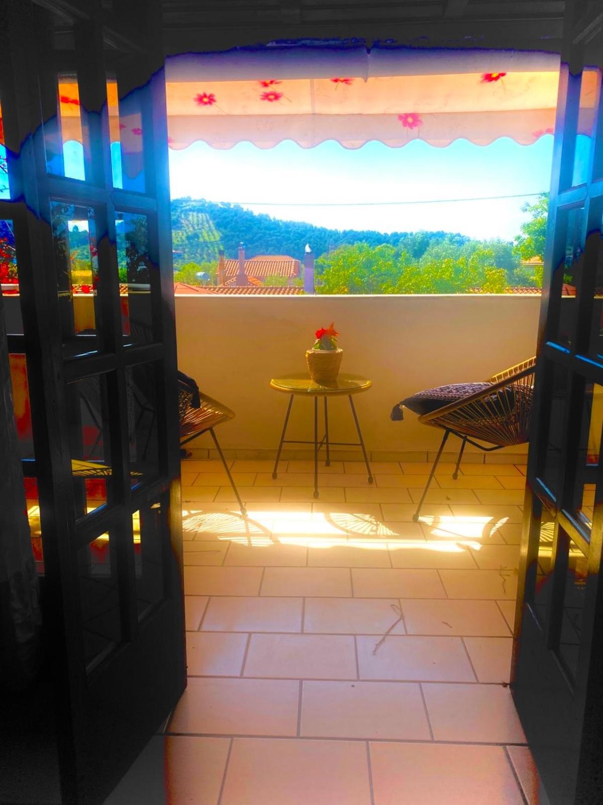 Oasis Aparthotel Skiathos Town Bagian luar foto